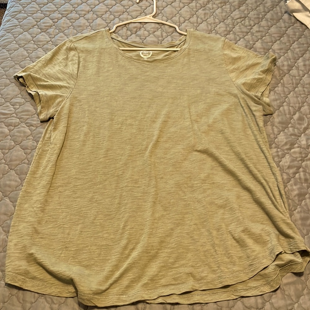 Green tee